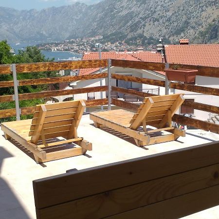 Apartments Gogo Kotor Exterior photo
