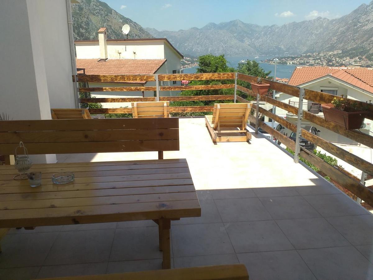 Apartments Gogo Kotor Exterior photo